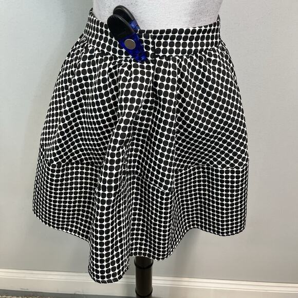 Express Skirt size 4 Black White Polka Dots Above Knee Pleated College Disney - Picture 7 of 7